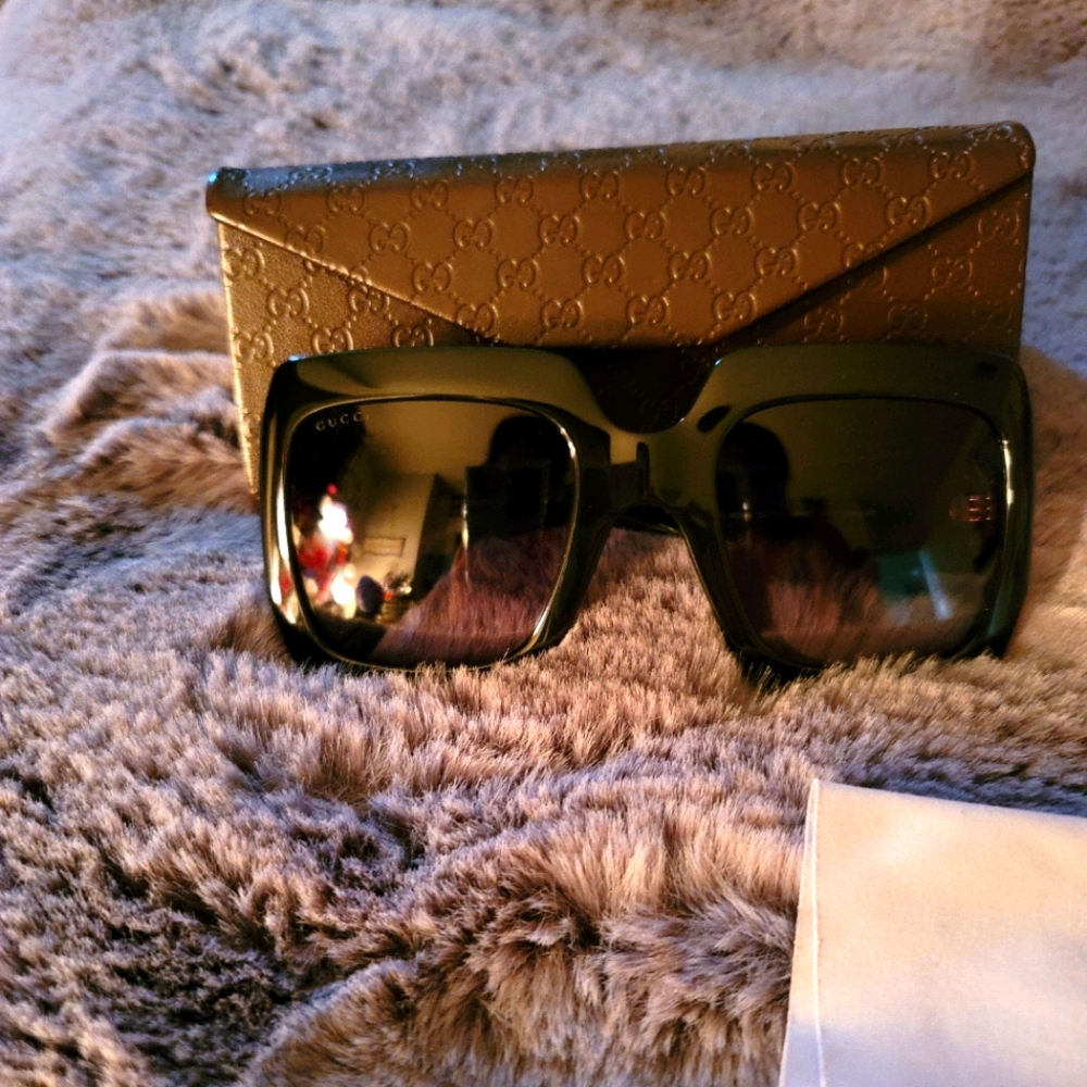 Gucci sunglasses
